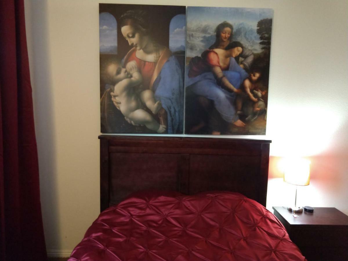 Six Flags Luxury Private Rooms Santa Clarita Exterior foto